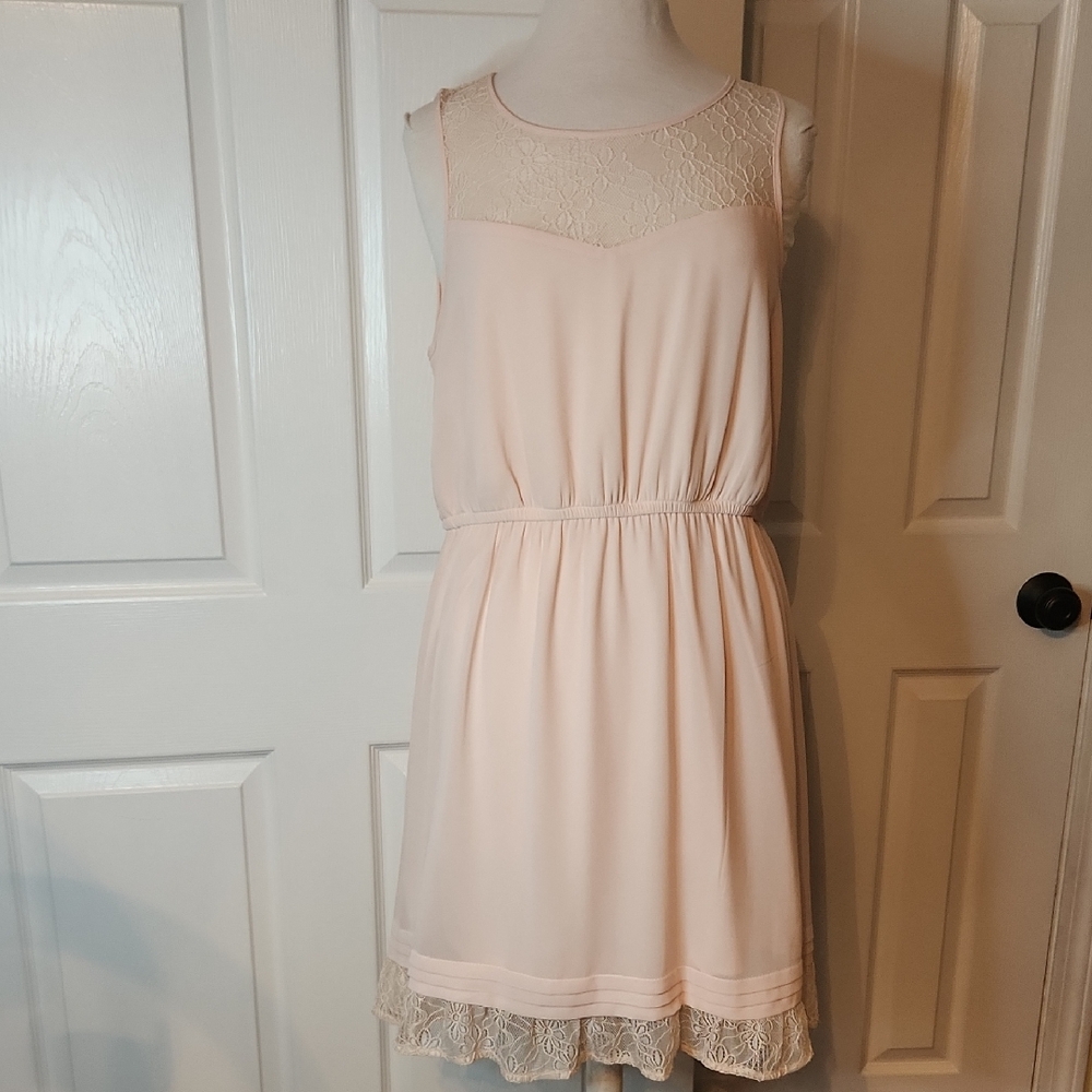 Forever 21 Light Pink Lace Accent, Sleeveless Dress